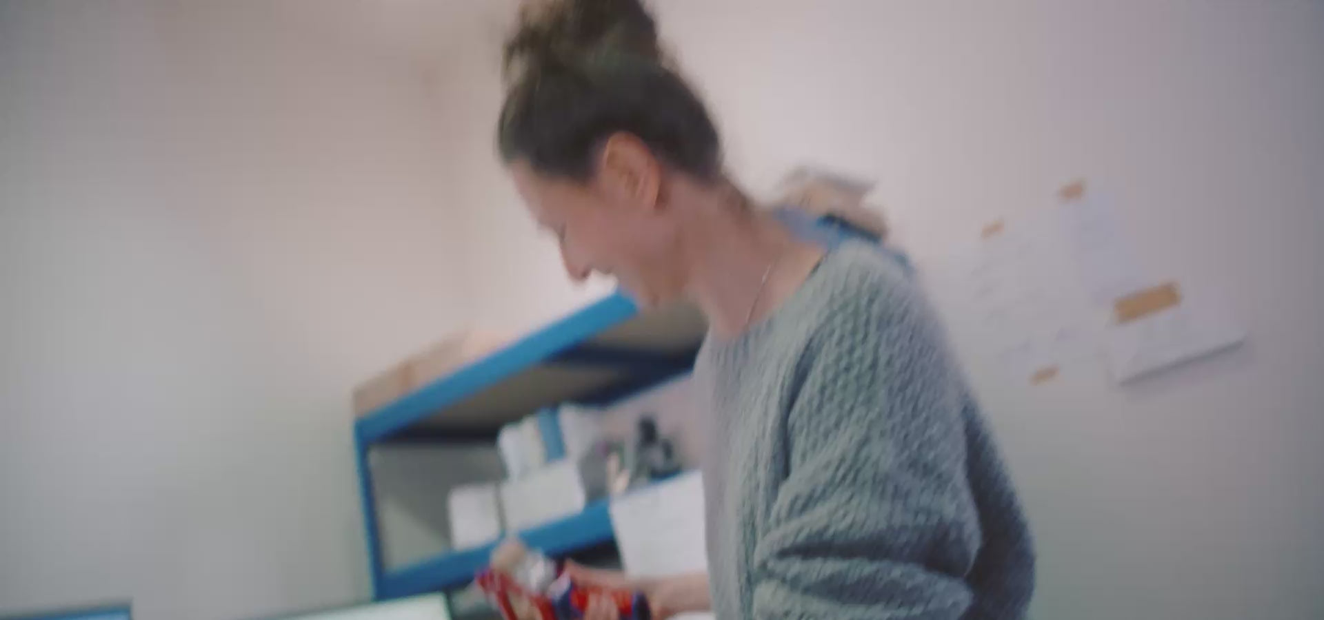 Video laden: In diesem Video sind die Räume der Münchner Waschkultur Seifenmanufaktur zu sehen.