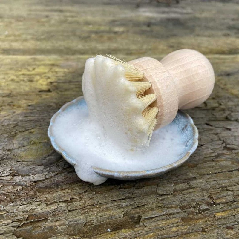 Topfbürste aus Holz mit Naturfaser, hergestellt in Deutschland