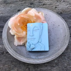 Buddha Seife Bio-Lavendel handgemacht Waschkultur München Seifenmanufaktur
