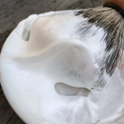 Maximilians Rasierseife in der Dose